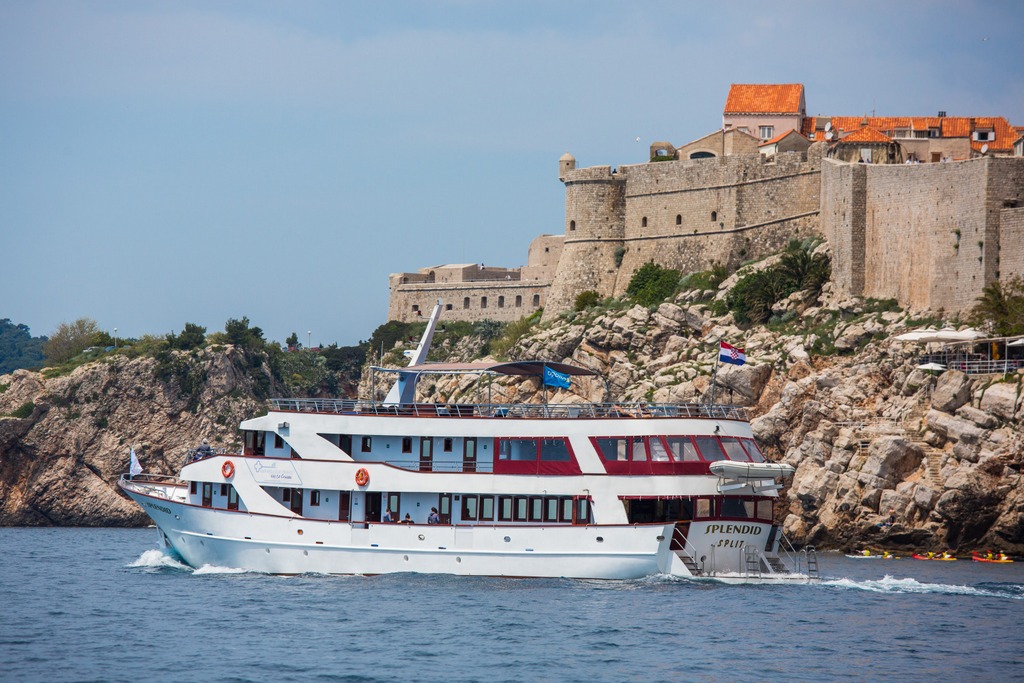 Inselhüpfen Deluxe Yacht Kreuzfahrt ab Dubrovnik mit MY Splendid****DBV